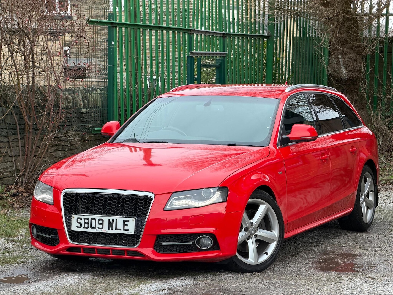 Used Audi A4 2009 for sale - 77084361: Photo 3