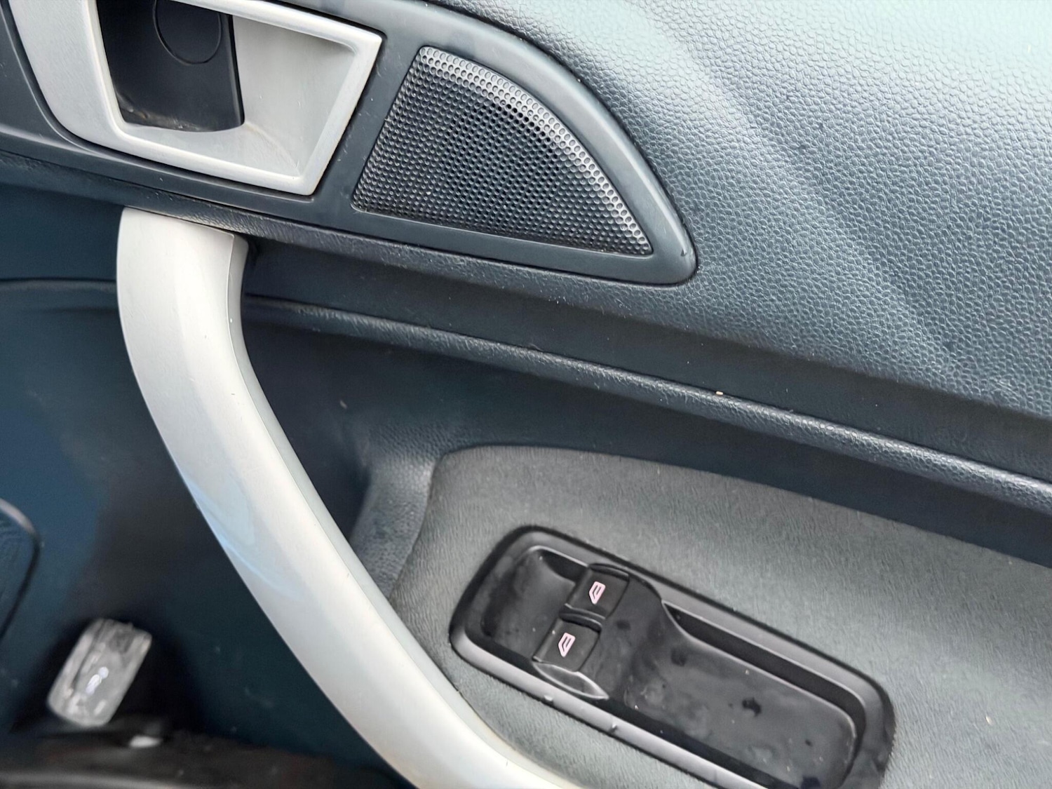 Used Ford Fiesta 2012 for sale - 77190819: Photo 18