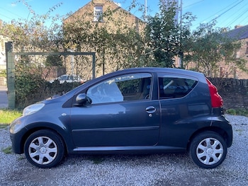 Used Peugeot 107 2012 for sale - 76042526: Photo