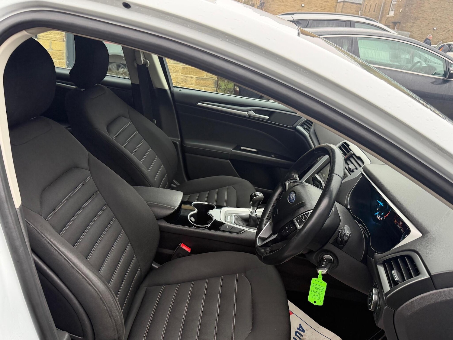 Used Ford Mondeo 2015 for sale - 77523497: Photo 14