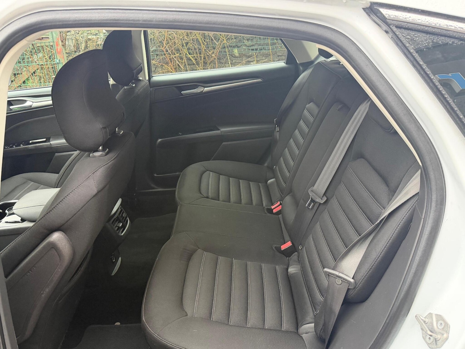 Used Ford Mondeo 2015 for sale - 77523497: Photo 31