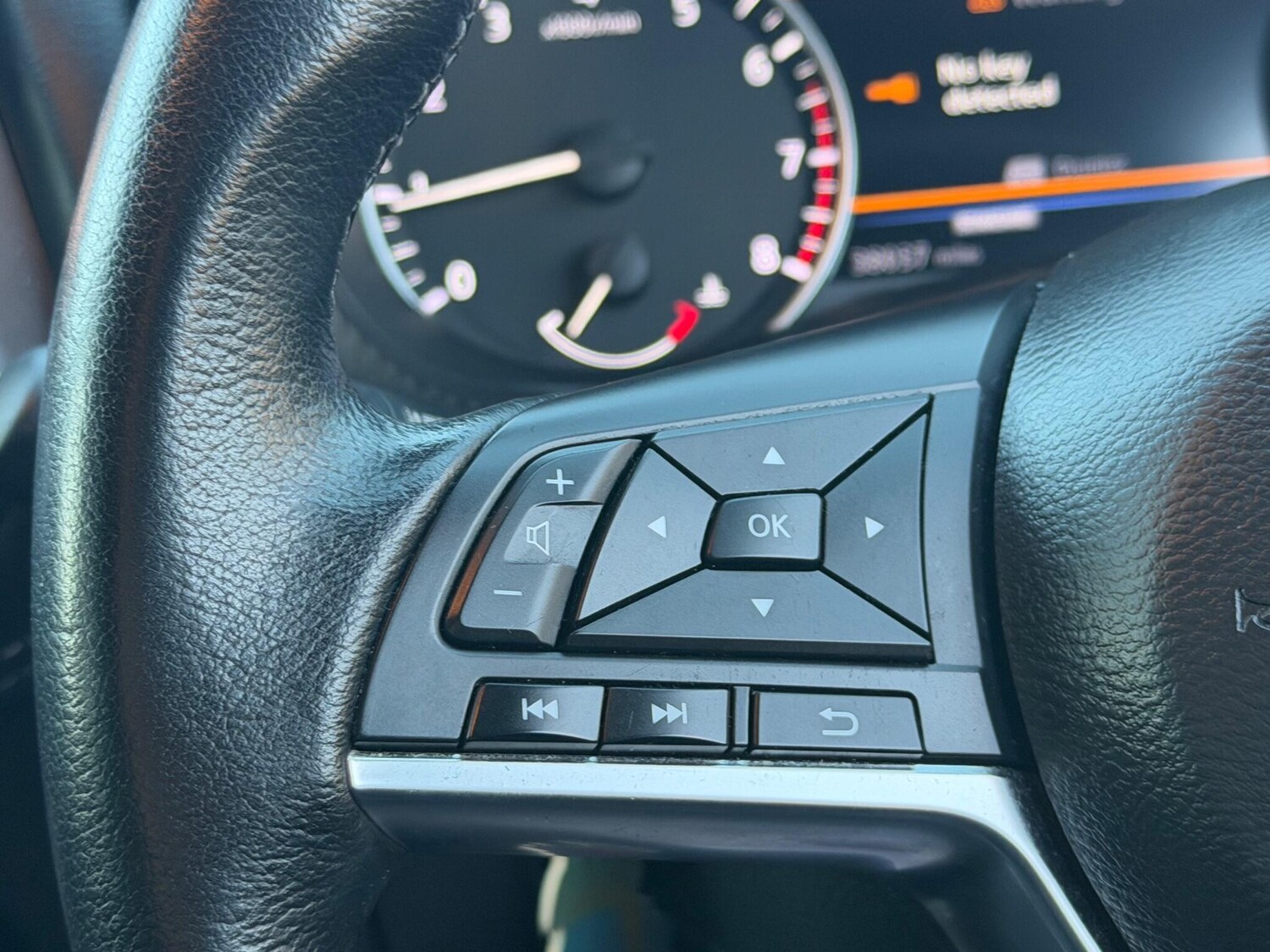 Used Nissan Juke 2023 for sale - 77029623: Photo 32