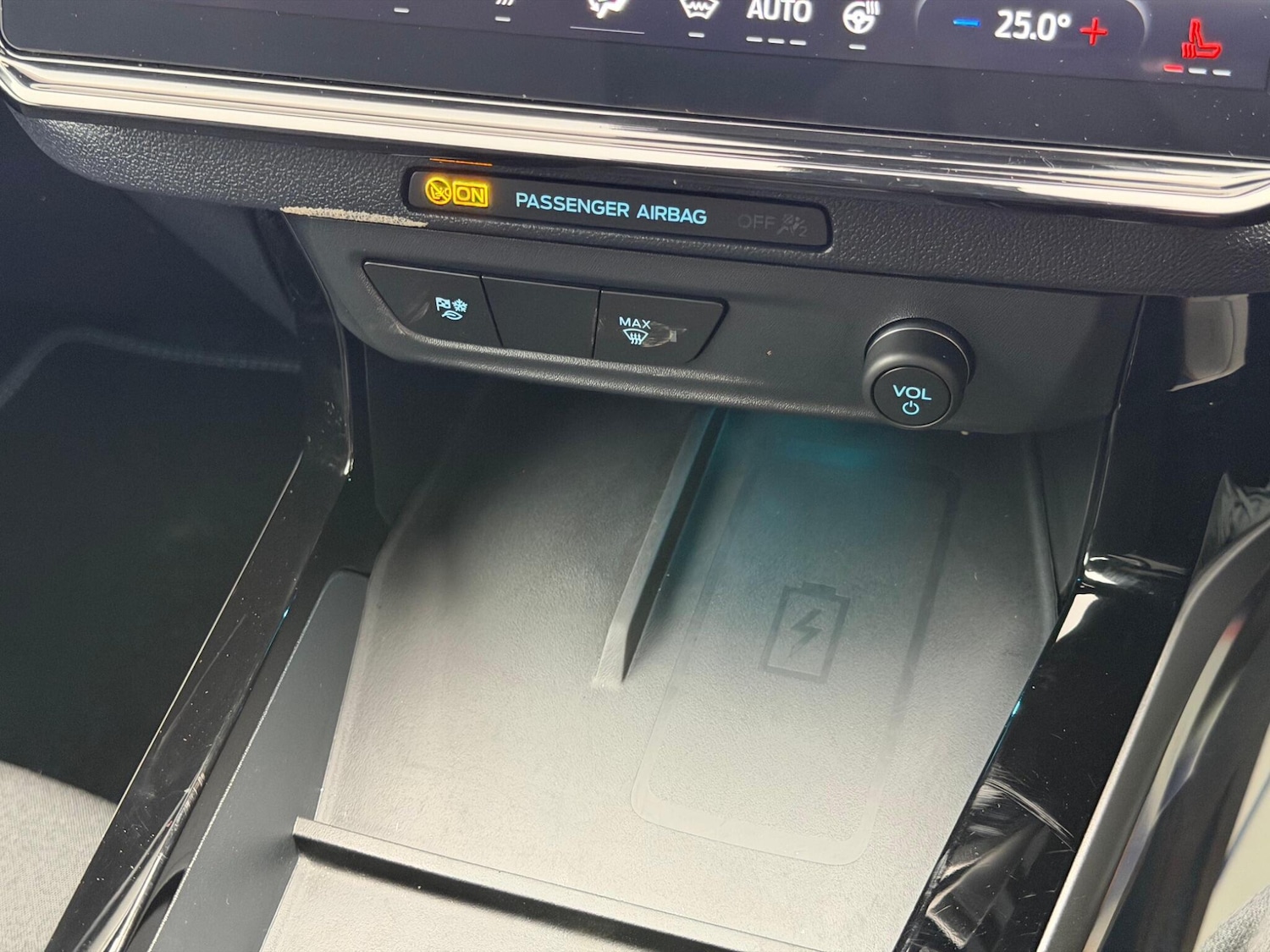 Used Ford Puma Gen-E 2025 for sale - 77053993: Photo 33