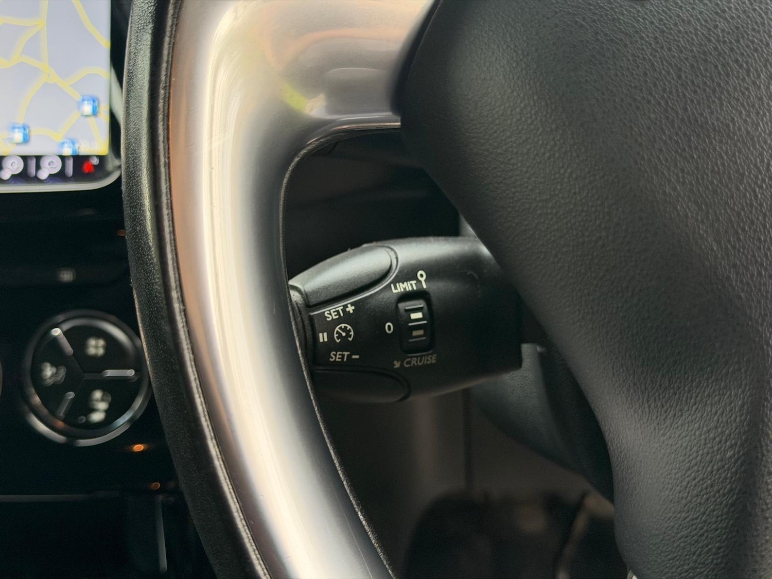 Used DS Automobiles DS 3 2015 for sale - 76472423: Photo 15