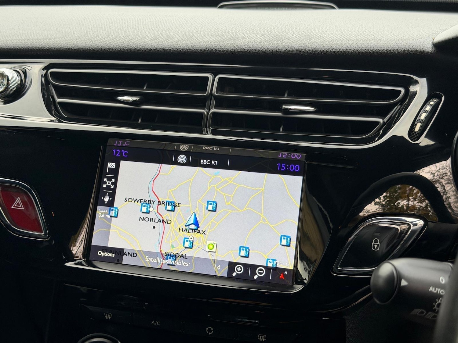 Used DS Automobiles DS 3 2015 for sale - 76472423: Photo 17