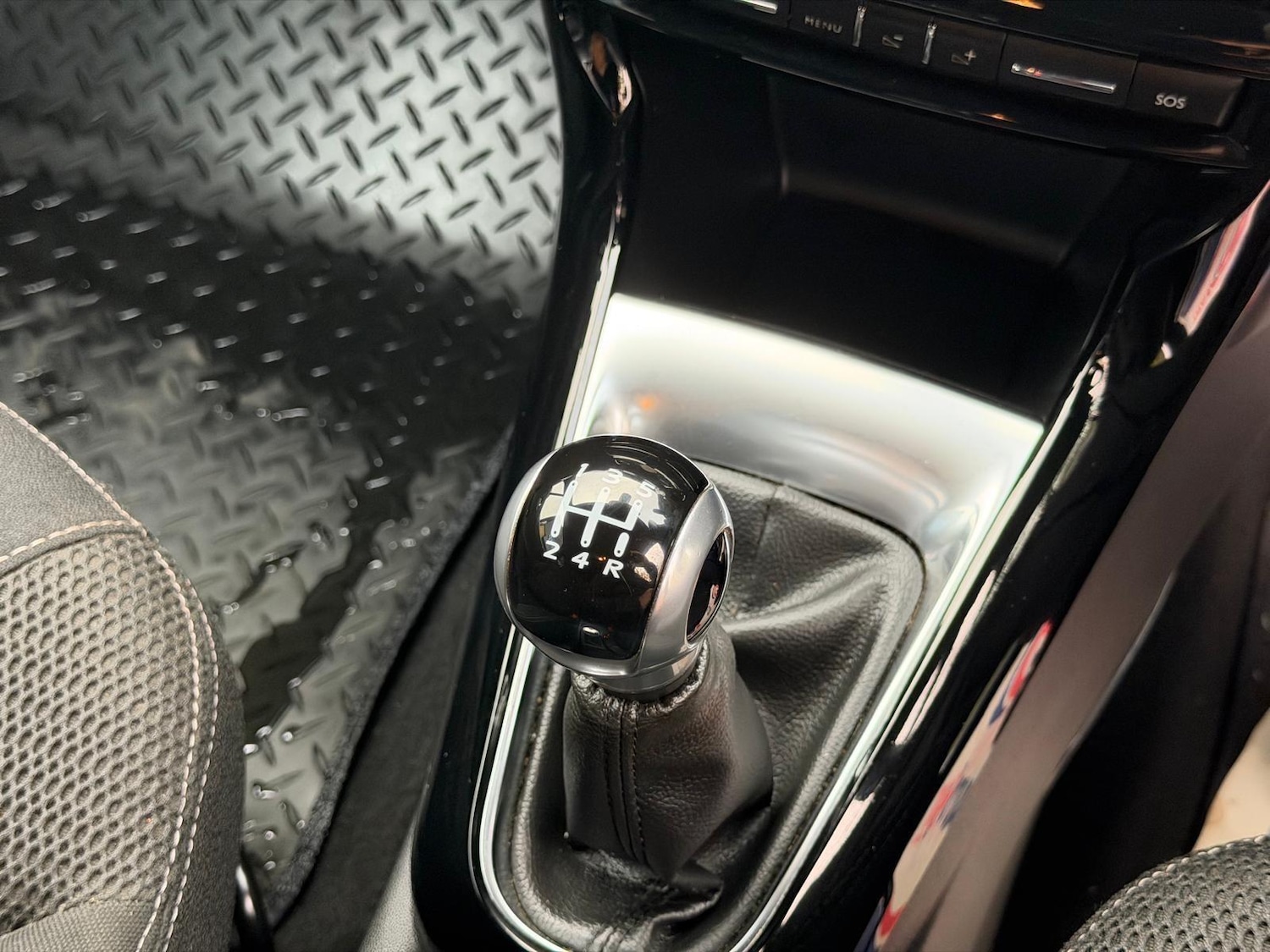 Used DS Automobiles DS 3 2015 for sale - 76472423: Photo 24