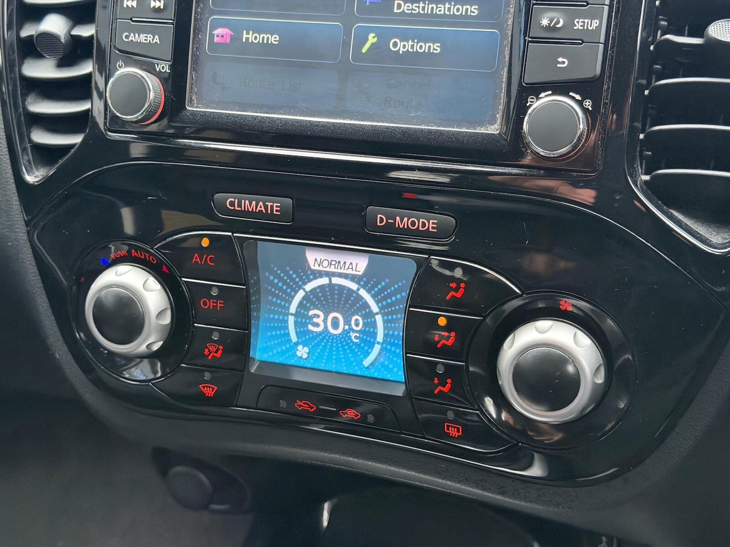 Used Nissan Juke 2014 for sale - 77190817: Photo 28