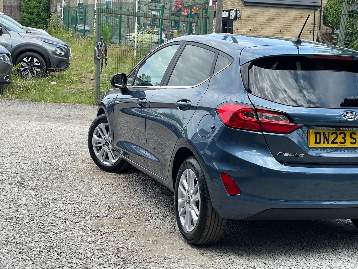 Vehicle 29