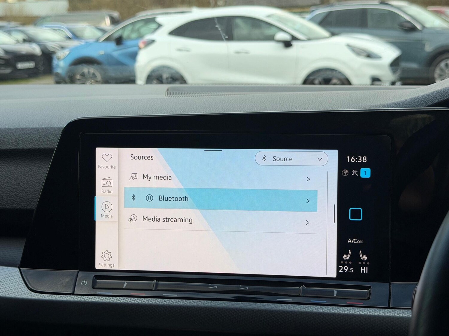 Used Volkswagen Golf 2022 for sale - 77723710: Photo 11