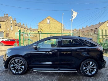 Used Ford Edge 2017 for sale - 77939965: Photo