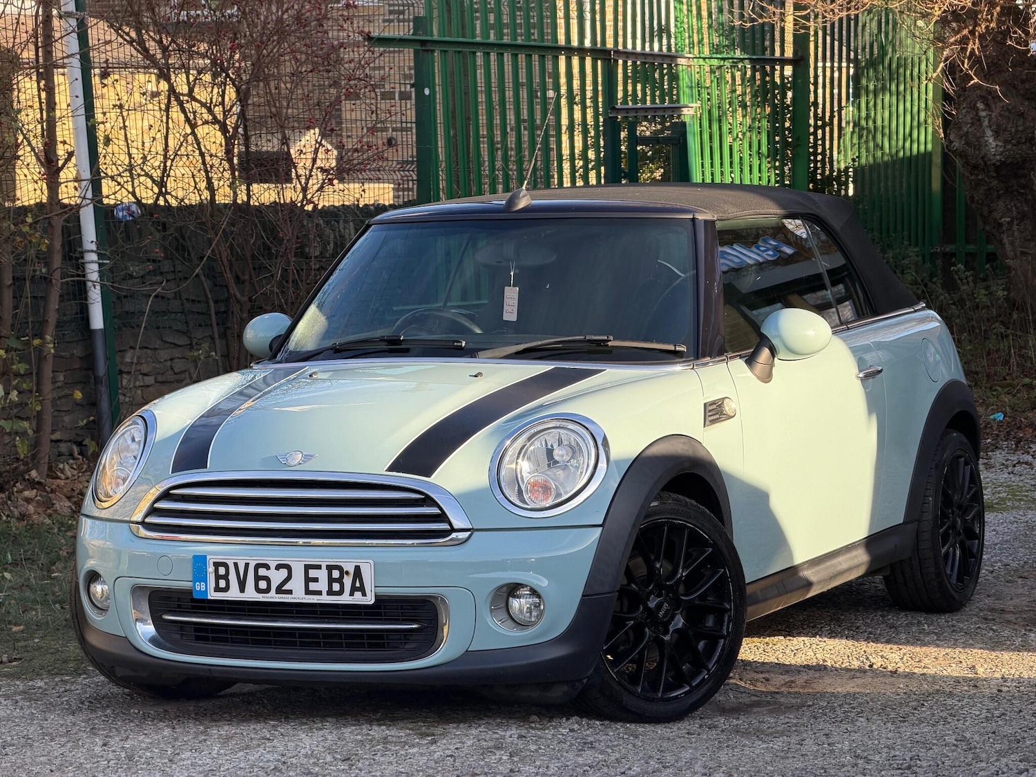 Used MINI Convertible 2012 for sale - 76658338: Photo 1