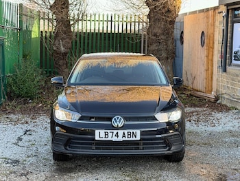 Used Volkswagen Polo 2024 for sale - 77156549: Photo