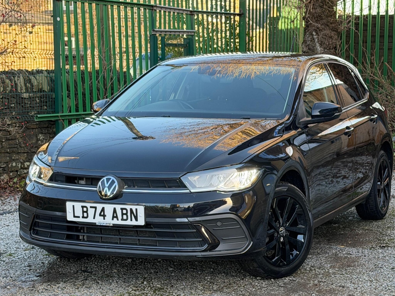 Used Volkswagen Polo 2024 for sale - 77156549: Photo 3