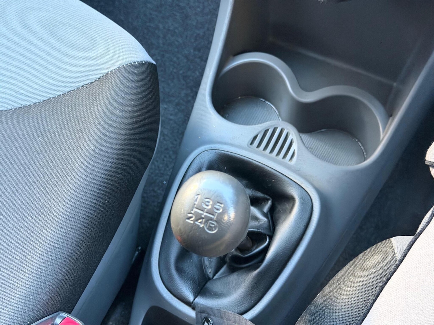 Used Peugeot 107 for sale - 77424722: Photo 15