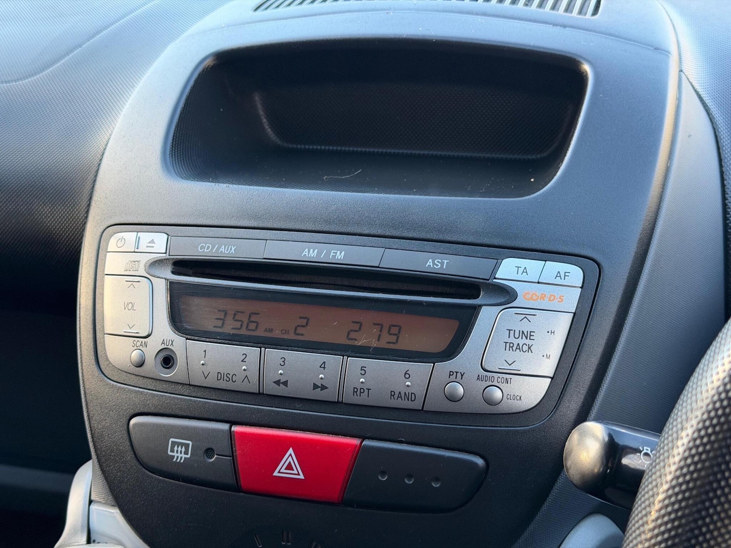 Used Peugeot 107 for sale - 77424722: Photo 30