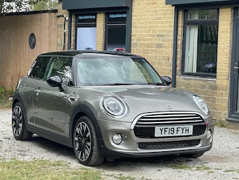 Used MINI Hatch 2019 for sale - 75782030: Photo