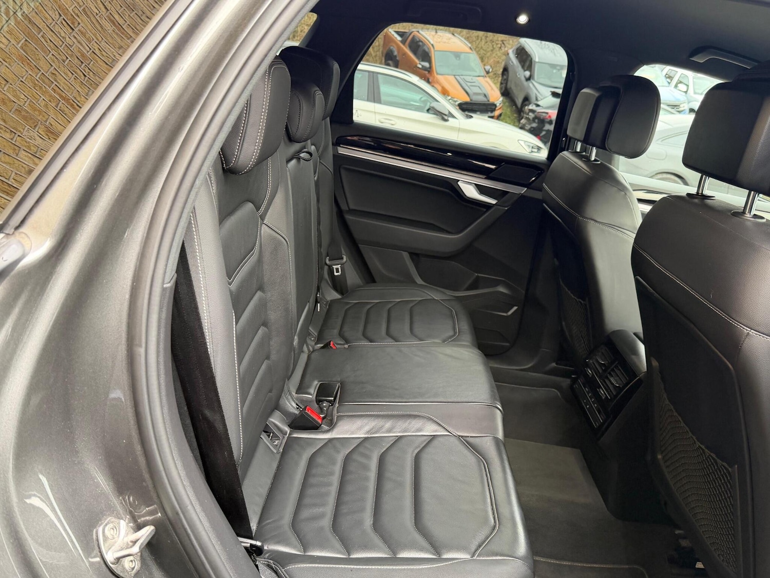 Used Volkswagen Touareg 2019 for sale - 77637647: Photo 21