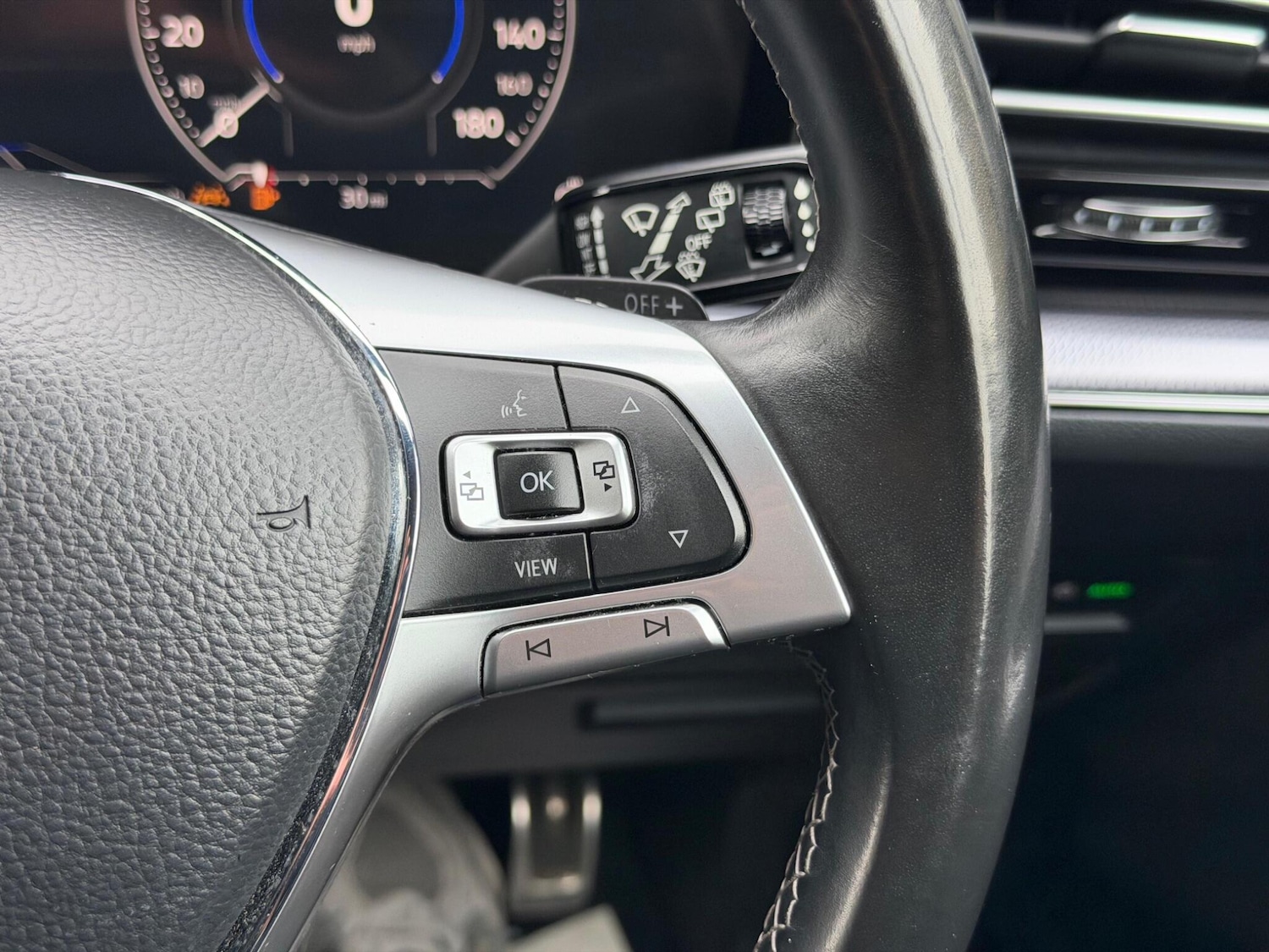 Used Volkswagen Touareg 2019 for sale - 77637647: Photo 22