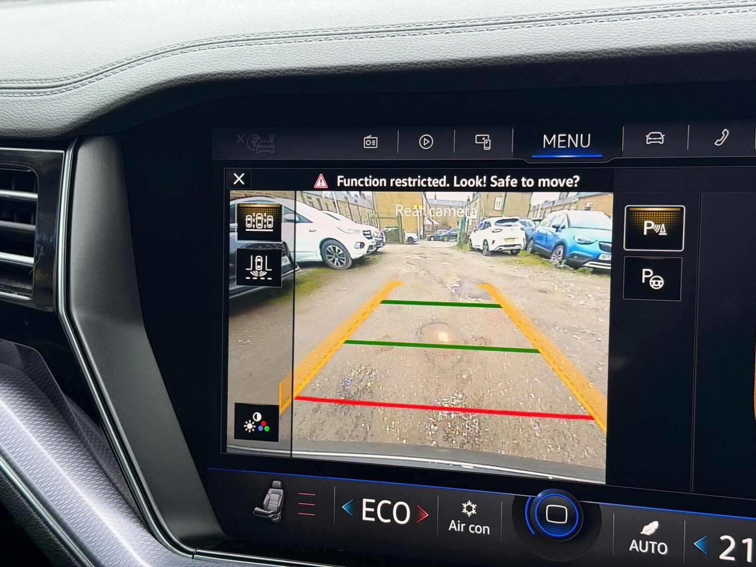 Used Volkswagen Touareg 2019 for sale - 77637647: Photo 33