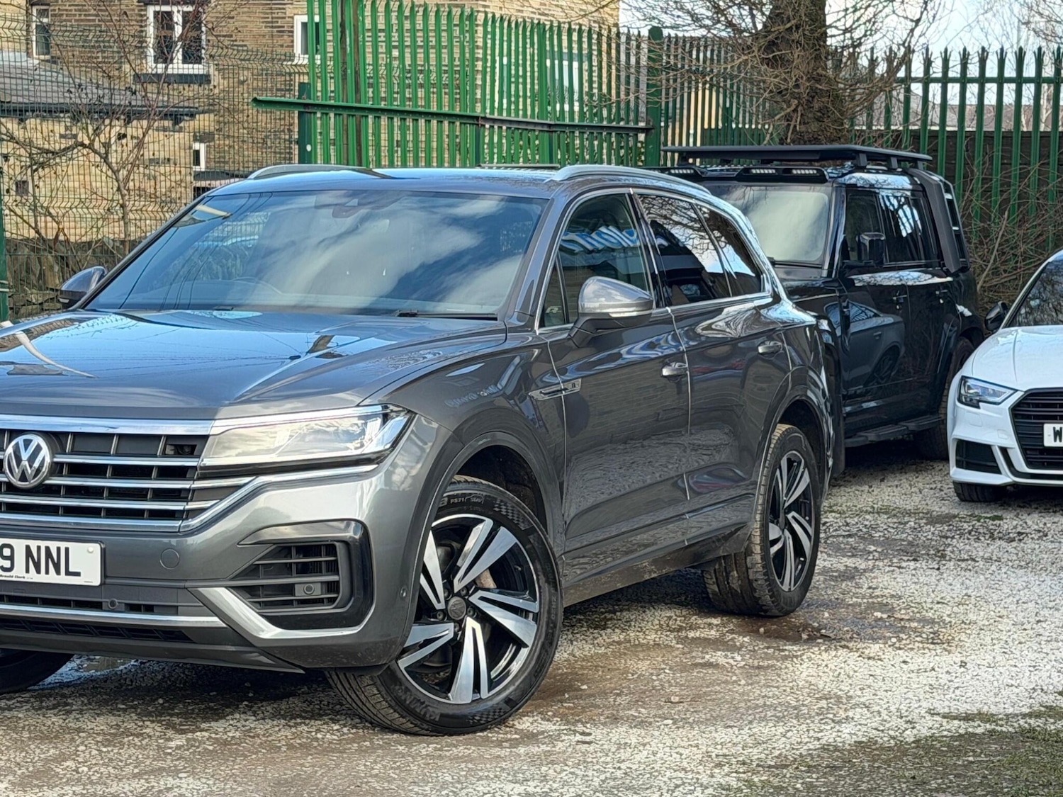 Used Volkswagen Touareg 2019 for sale - 77637647: Photo 6