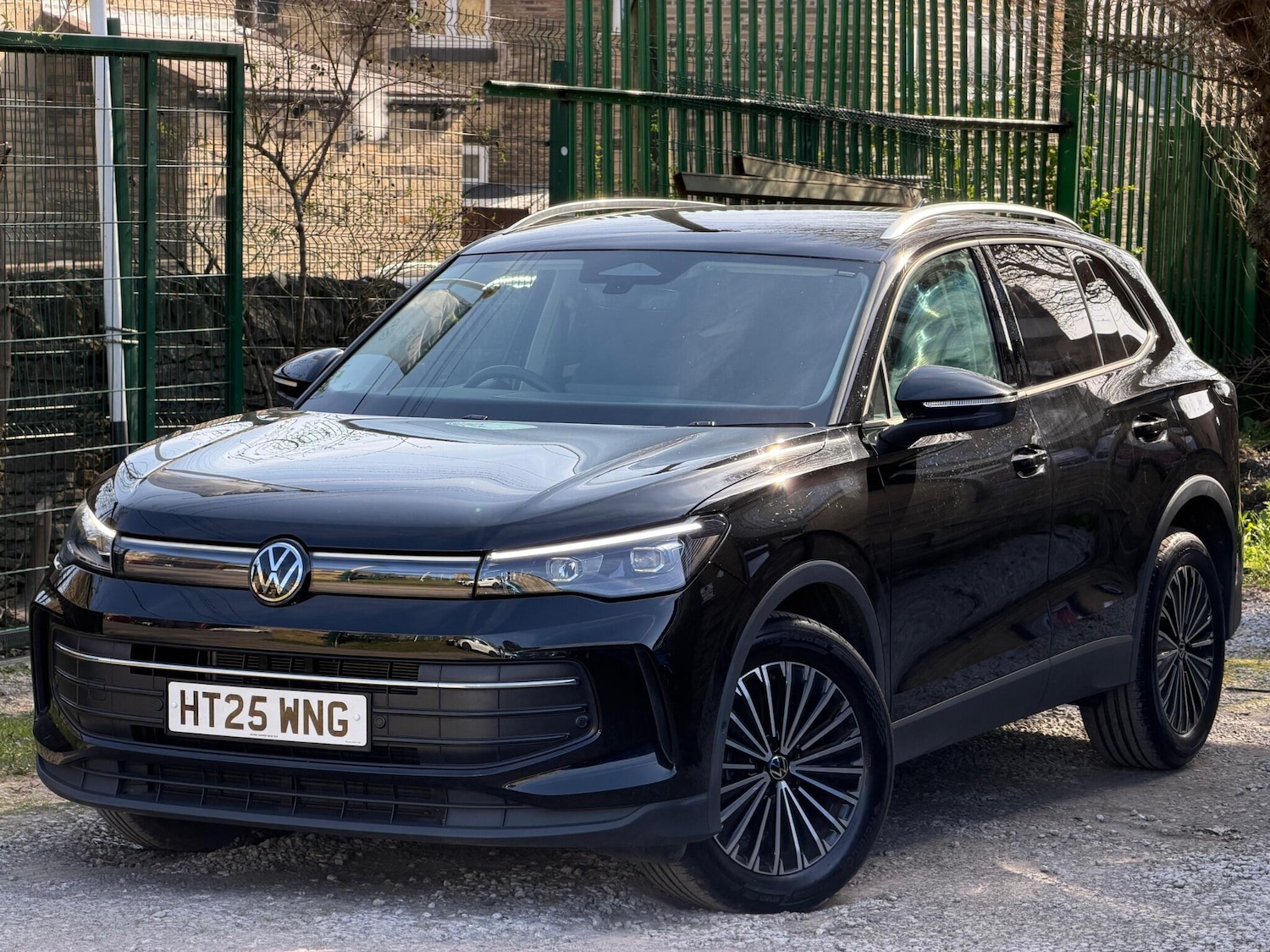 Used Volkswagen Tiguan 2025 for sale - 78170257: Photo 2