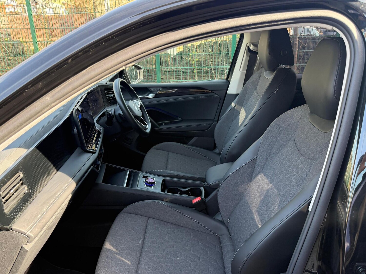 Used Volkswagen Tiguan 2025 for sale - 78170257: Photo 23