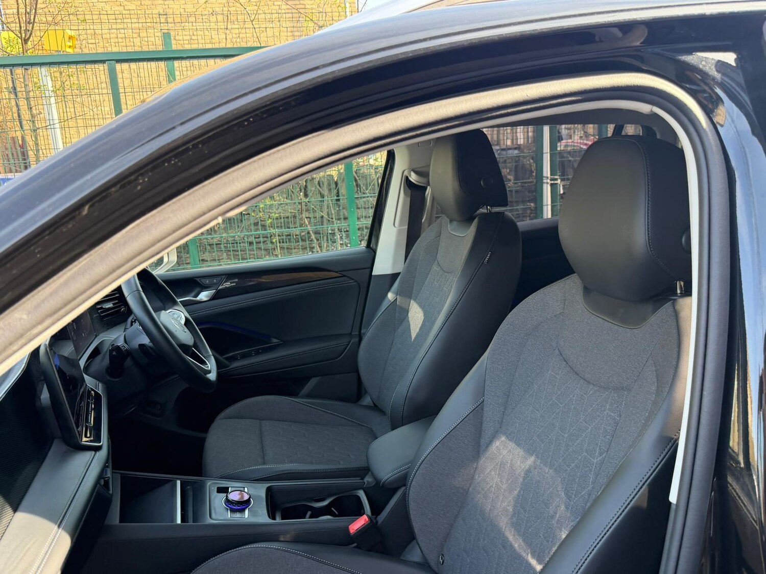 Used Volkswagen Tiguan 2025 for sale - 78170257: Photo 24