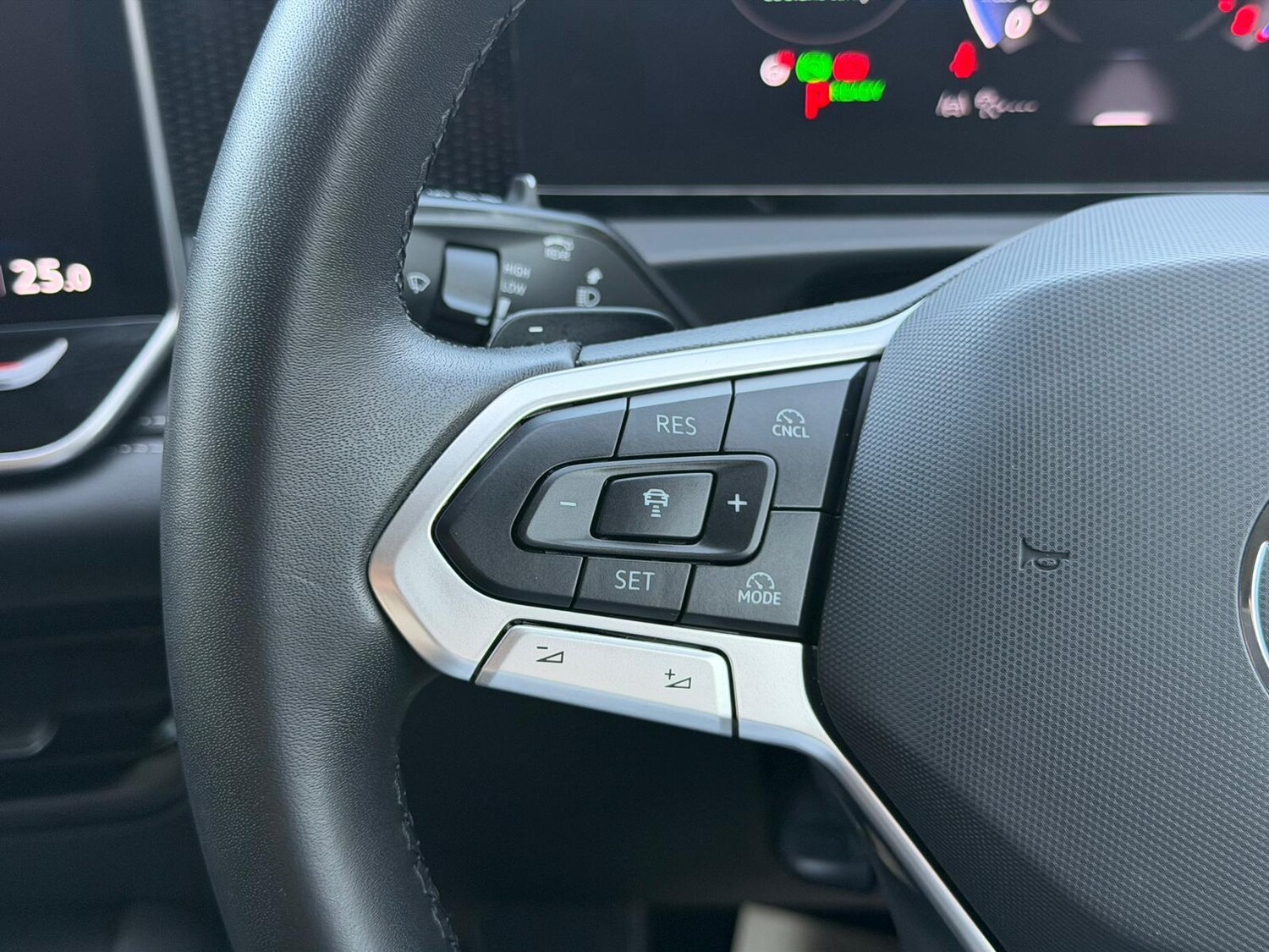 Used Volkswagen Tiguan 2025 for sale - 78170257: Photo 29