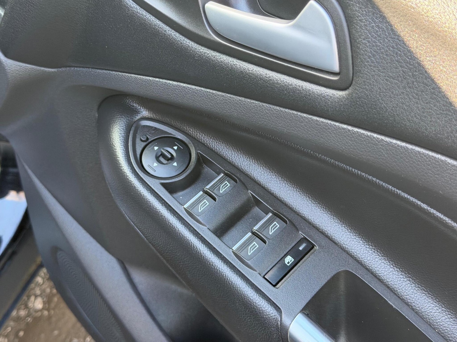 Used Ford Kuga 2018 for sale - 77957142: Photo 21