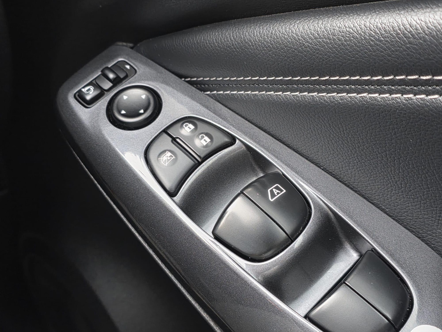 Used Nissan Juke 2023 for sale - 76942557: Photo 30