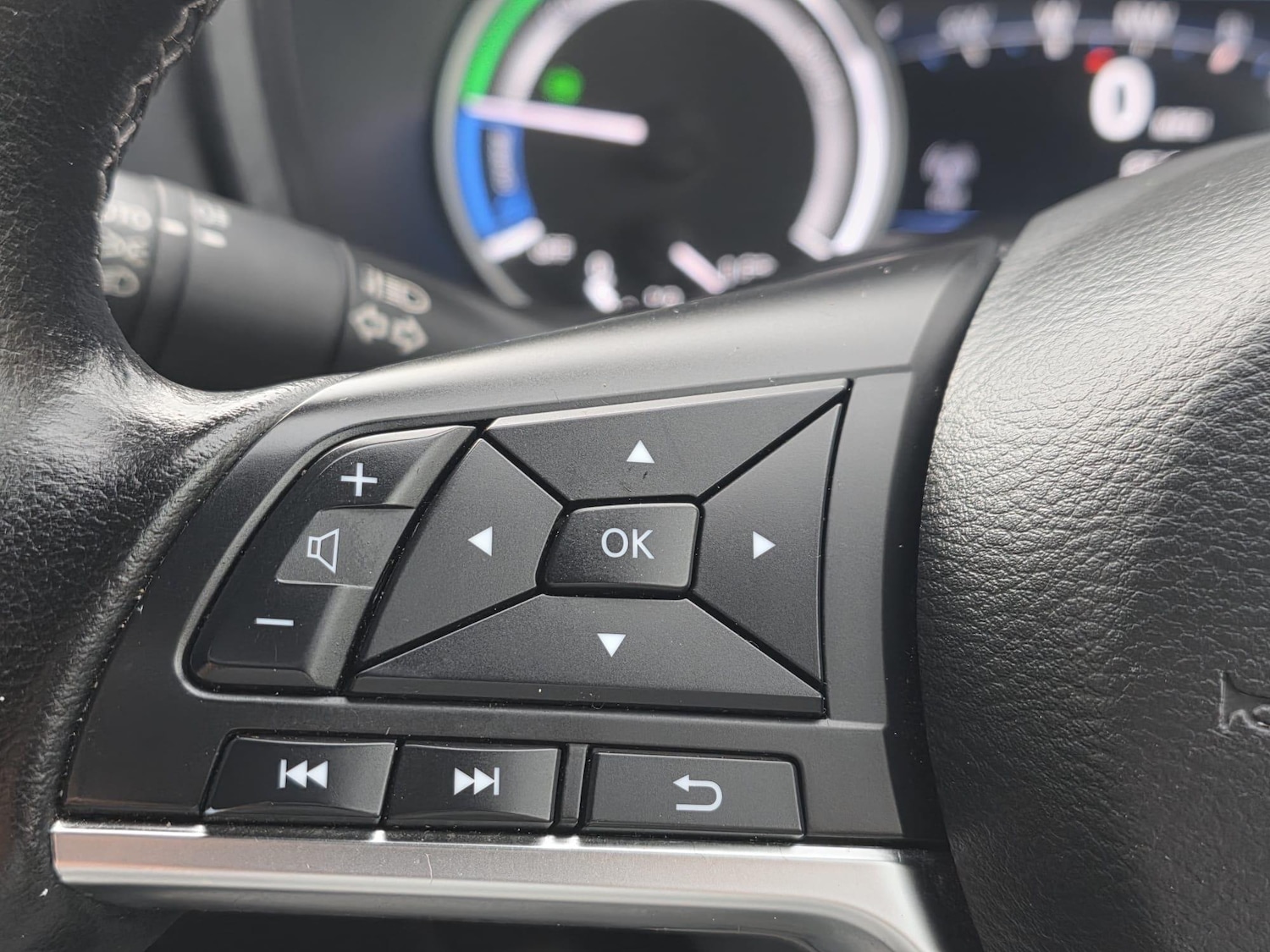 Used Nissan Juke 2023 for sale - 76942557: Photo 32