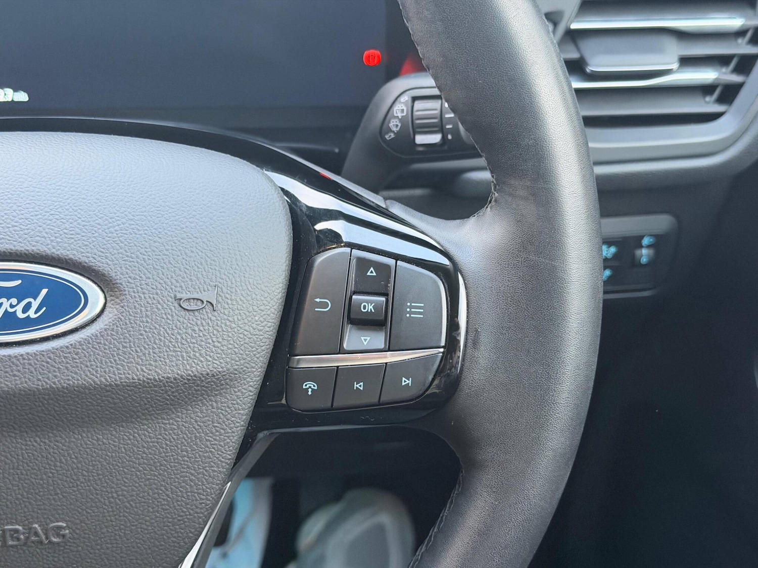 Used Ford Kuga 2025 for sale - 76866262: Photo 18