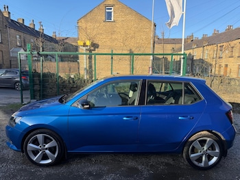 Used Skoda Fabia 2015 for sale - 77939687: Photo