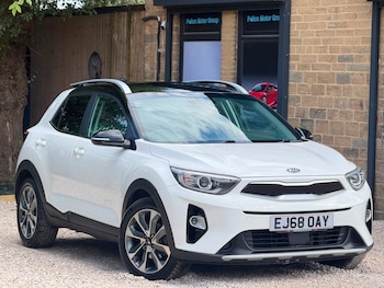 Used Kia Stonic 2018 for sale - 79613323: Photo