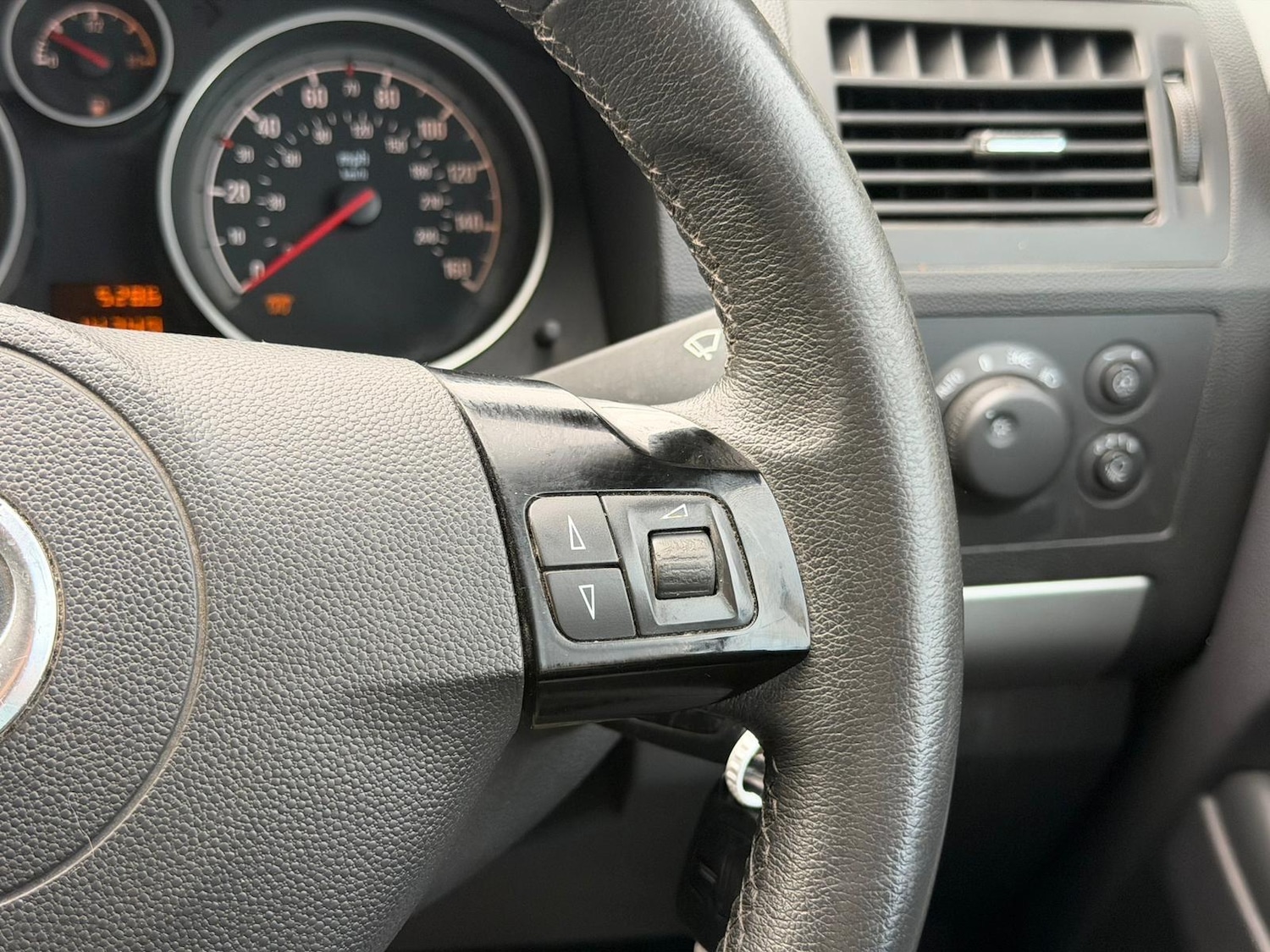 Used Vauxhall Zafira for sale - 78141452: Photo 8