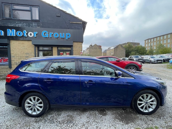 Used Ford Focus 2017 for sale - 76239072: Photo 8