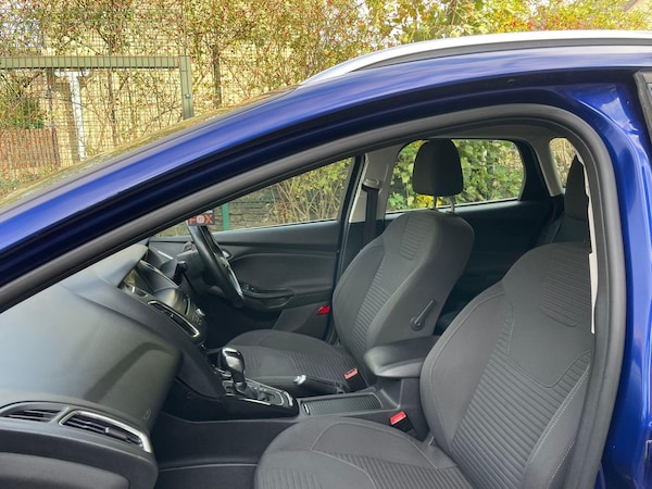 Used Ford Focus 2017 for sale - 76239072: Photo 9