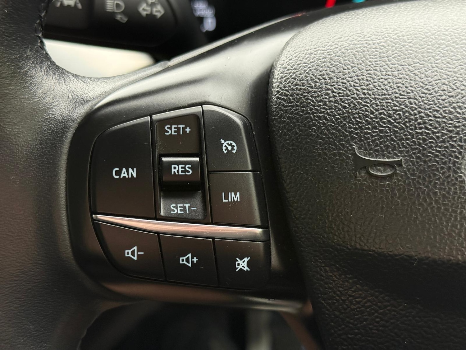 Used Ford Focus for sale - 76485609: Photo 28