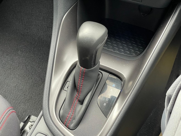 Used Toyota Yaris 2024 for sale - 75213654: Photo 38