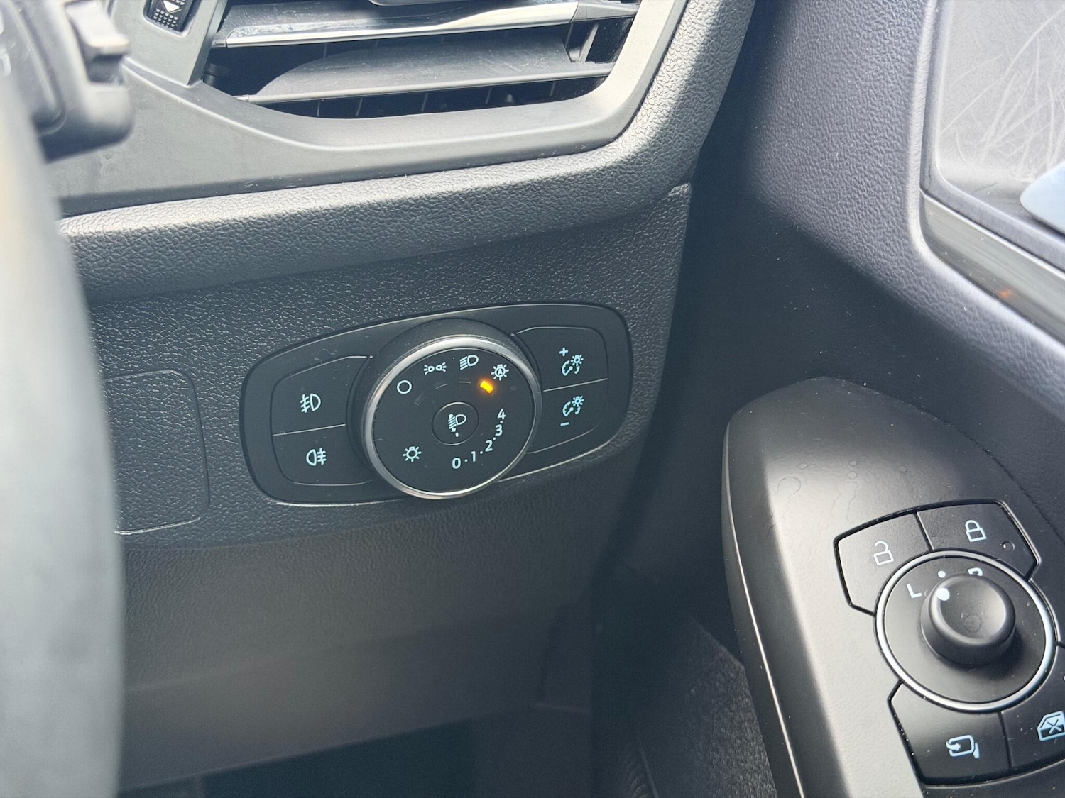 Used Ford Focus 2022 for sale - 76855938: Photo 25