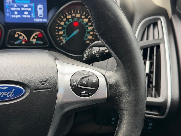 Used Ford Focus 2014 for sale - 76314729: Photo 17