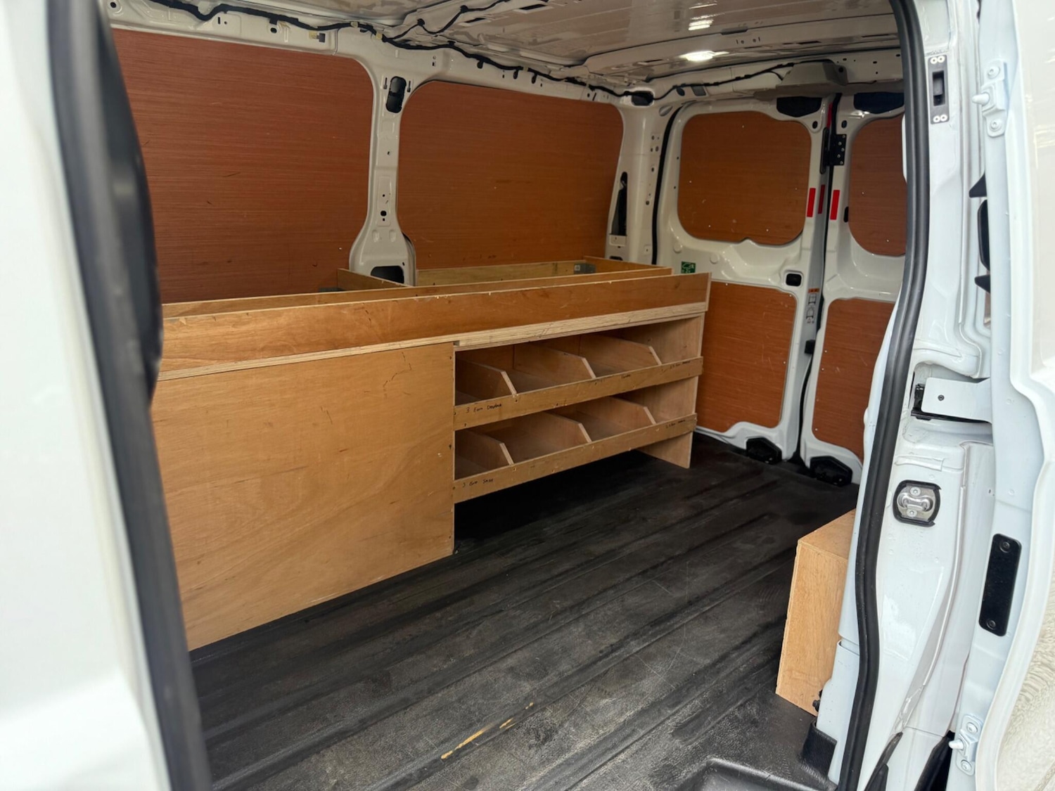 Used Ford Transit Custom 2024 for sale - 76122973: Photo 22