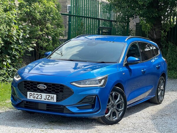Used Ford Focus 2023 for sale - 74990201: Photo 3