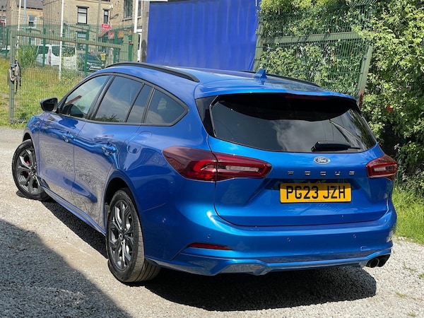 Used Ford Focus 2023 for sale - 74990201: Photo 5