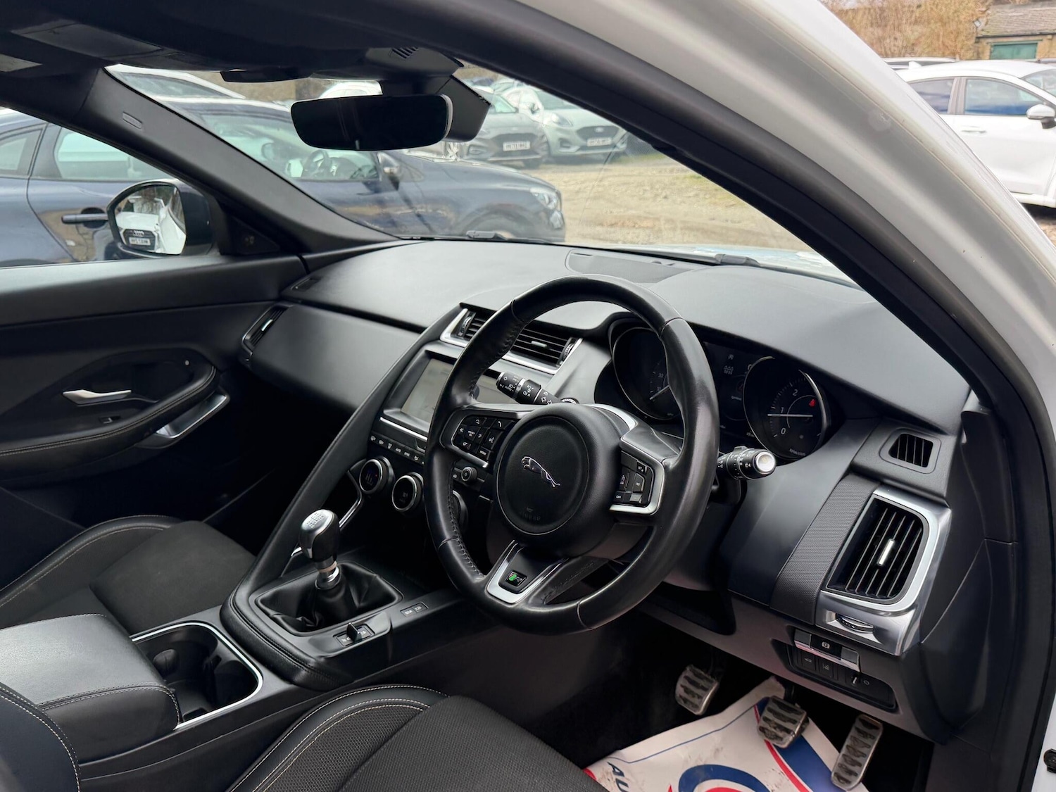 Used Jaguar E-Pace 2020 for sale - 77723072: Photo 13