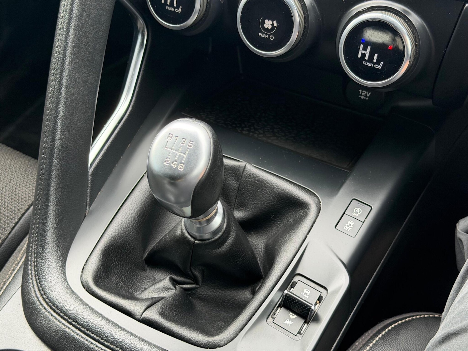 Used Jaguar E-Pace 2020 for sale - 77723072: Photo 32