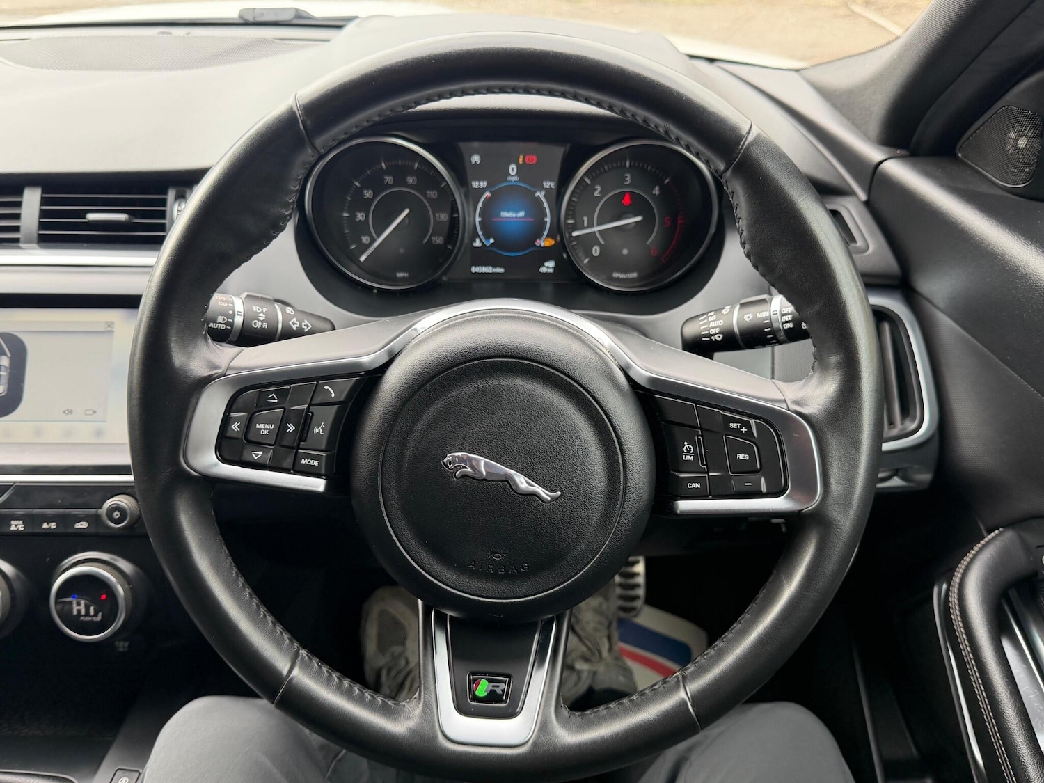 Used Jaguar E-Pace 2020 for sale - 77723072: Photo 34