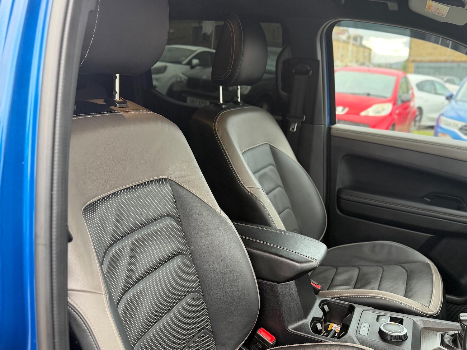 Used Volkswagen Amarok 2023 for sale - 77646930: Photo 30