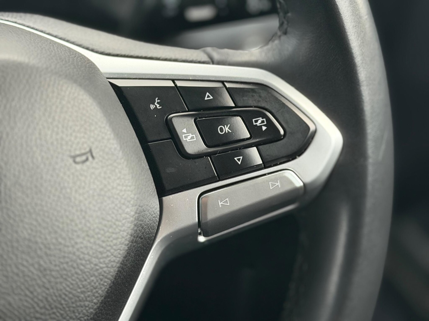 Used Volkswagen Amarok 2023 for sale - 77646930: Photo 45