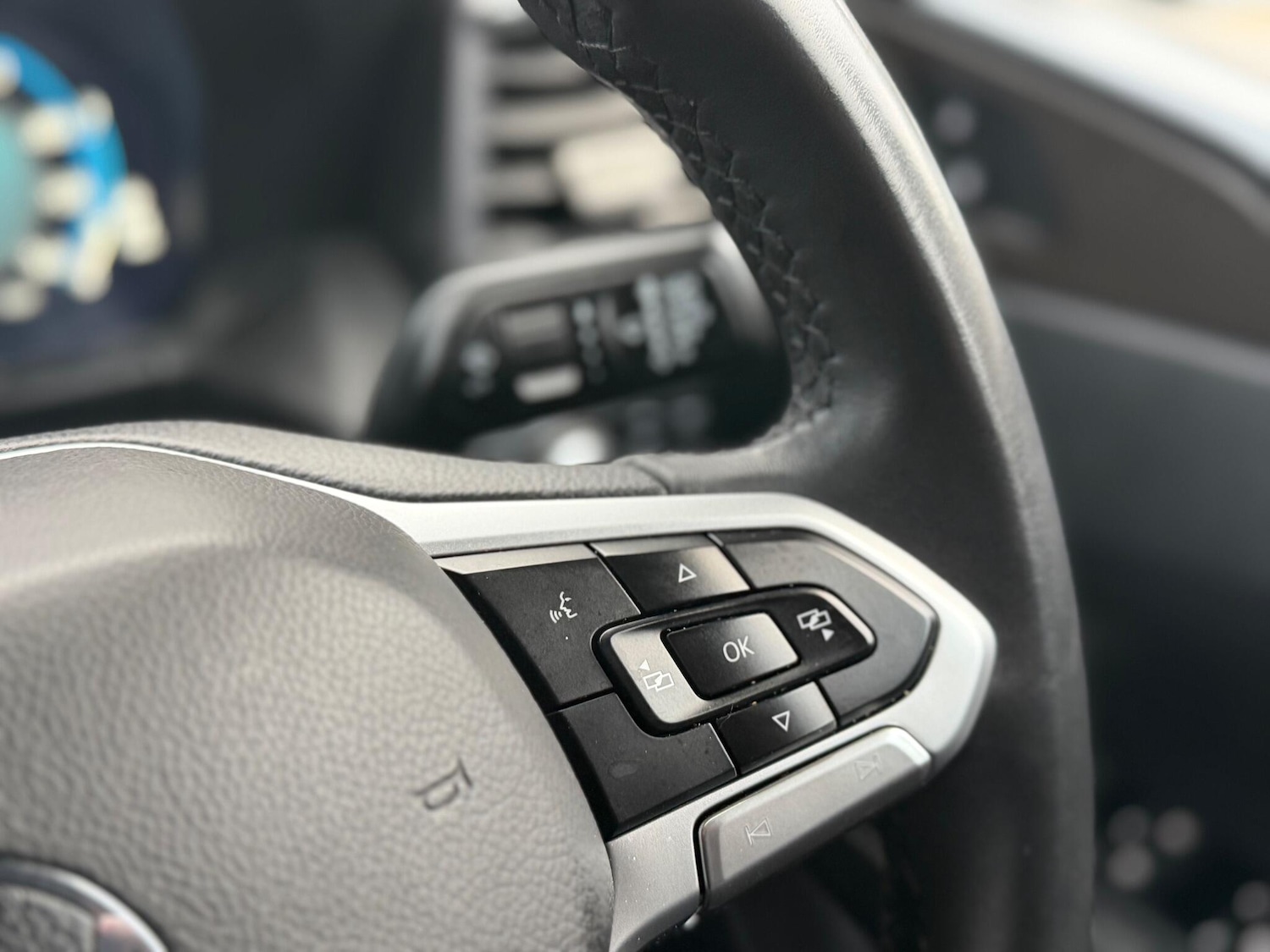 Used Volkswagen Amarok 2023 for sale - 77646930: Photo 51